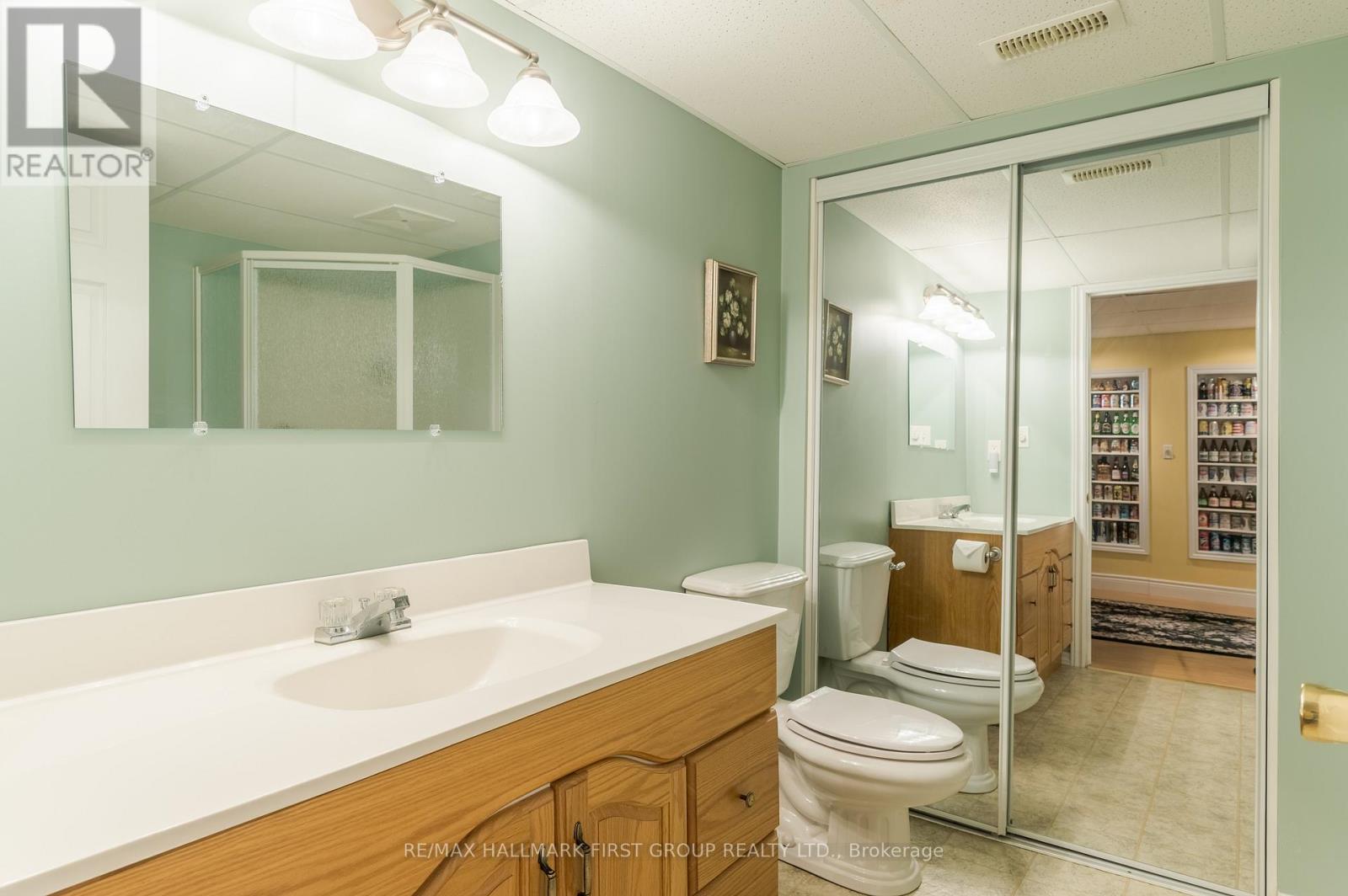 4 Bluewater Avenue, Kawartha Lakes, Ontario  K9V 0K6 - Photo 29 - X12986564