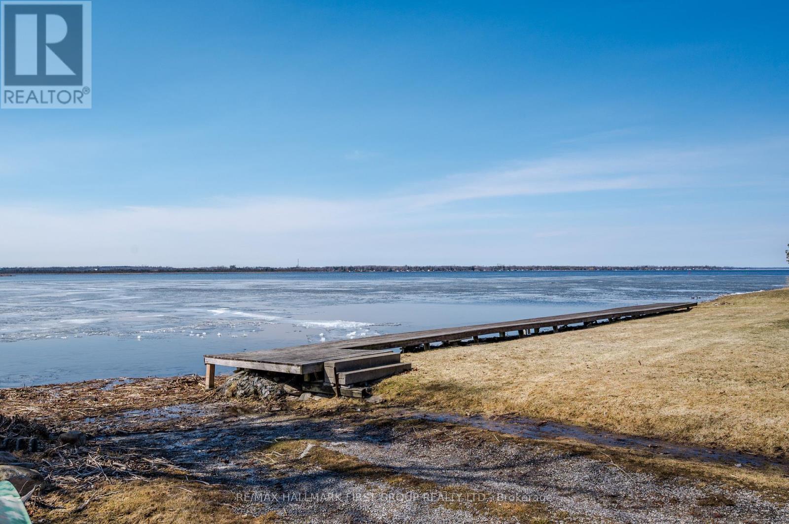 4 Bluewater Avenue, Kawartha Lakes, Ontario  K9V 0K6 - Photo 35 - X12986564