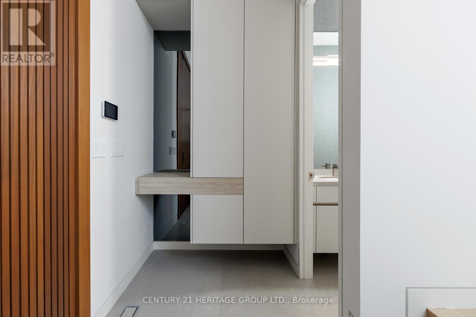 21 Farrell Avenue, Toronto, Ontario  M2R 1C7 - Photo 5 - C12985980