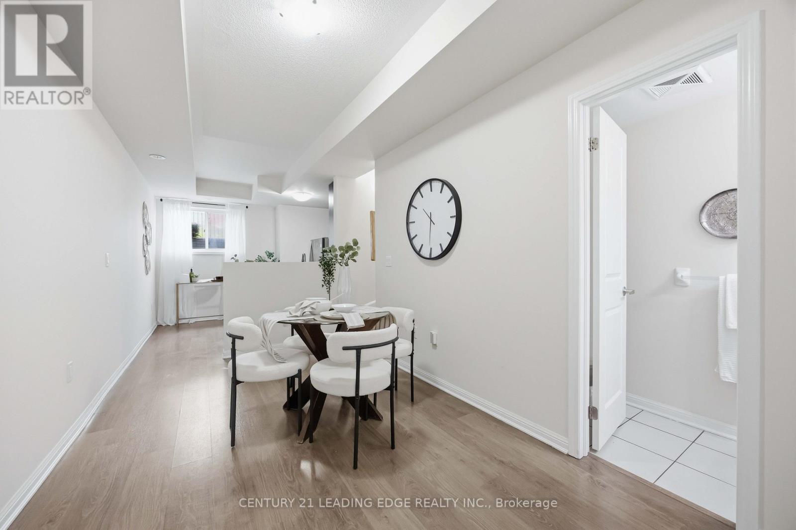 121 - 380 Hopewell Avenue, Toronto, Ontario  M6E 2S2 - Photo 14 - W12974858