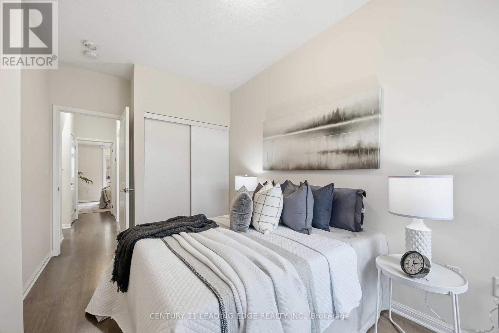 121 - 380 Hopewell Avenue, Toronto, Ontario  M6E 2S2 - Photo 31 - W12974858