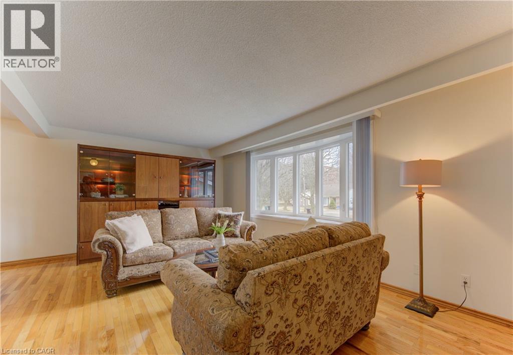 274 Heritage Drive, Kitchener, Ontario  N2B 3K8 - Photo 5 - 40815519