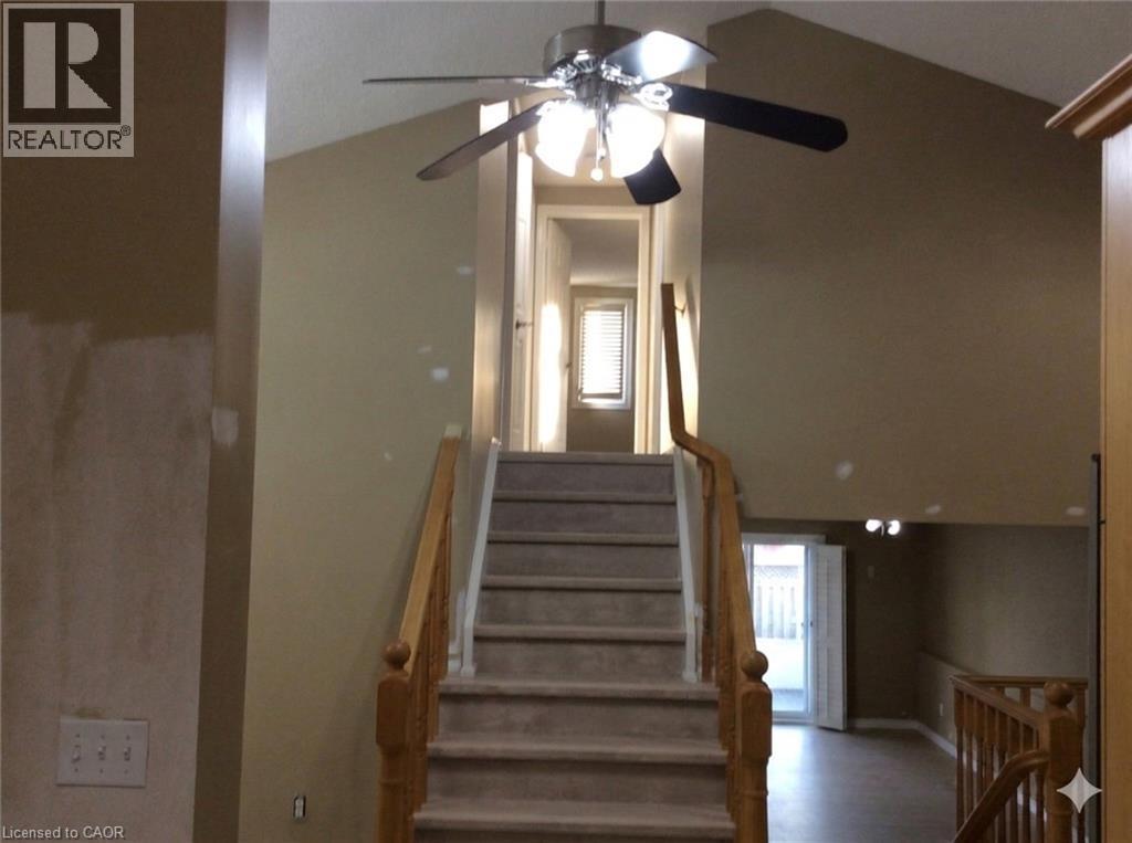 431 Lausanne Crescent, Waterloo, Ontario  N2T 2X6 - Photo 6 - 40819460