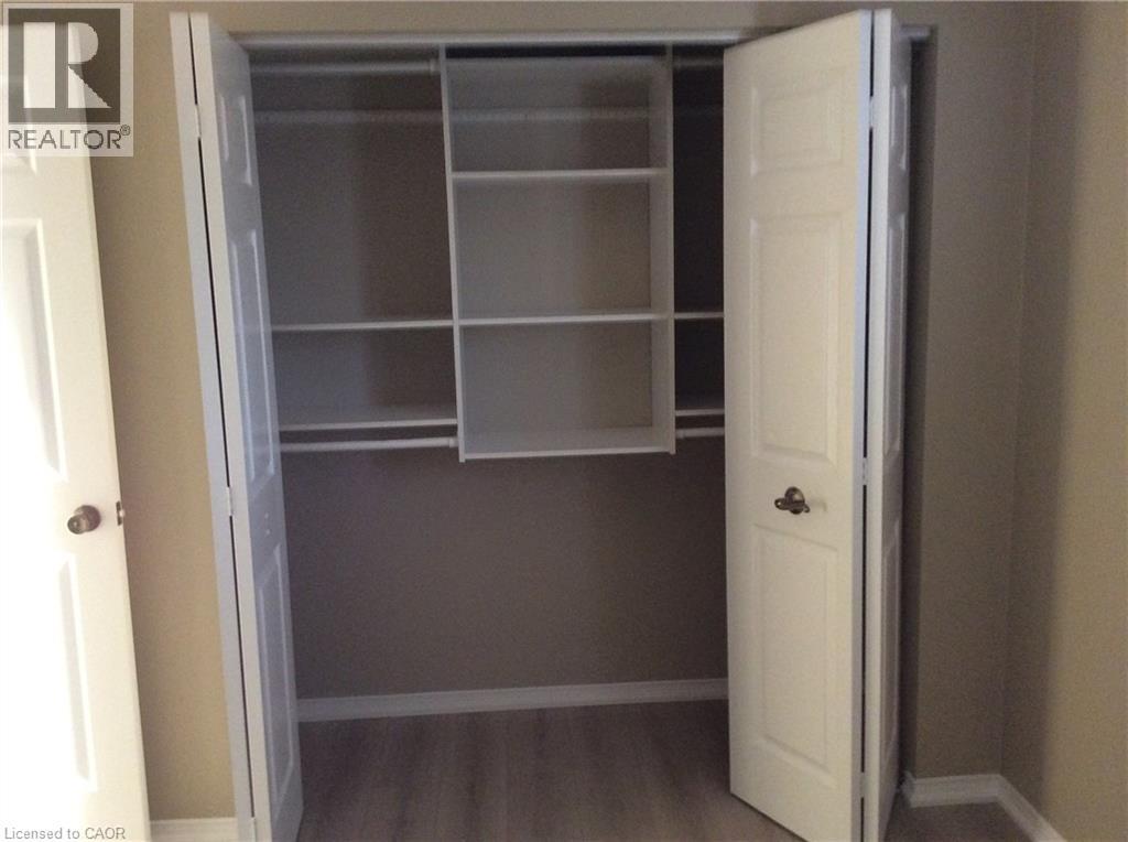 431 Lausanne Crescent, Waterloo, Ontario  N2T 2X6 - Photo 11 - 40819460