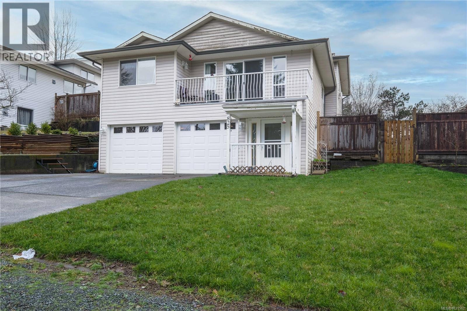 825 Pinecrest Rd