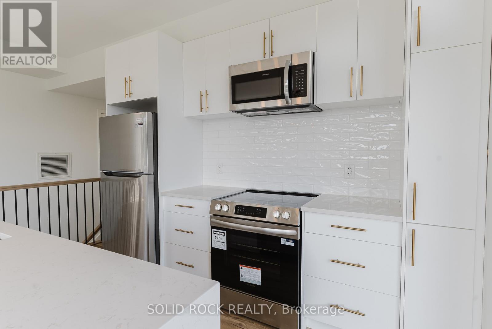 Unit 9 The Butterfly - 845 Champlain Street, Ottawa, Ontario  K1C 1K3 - Photo 22 - X12900932