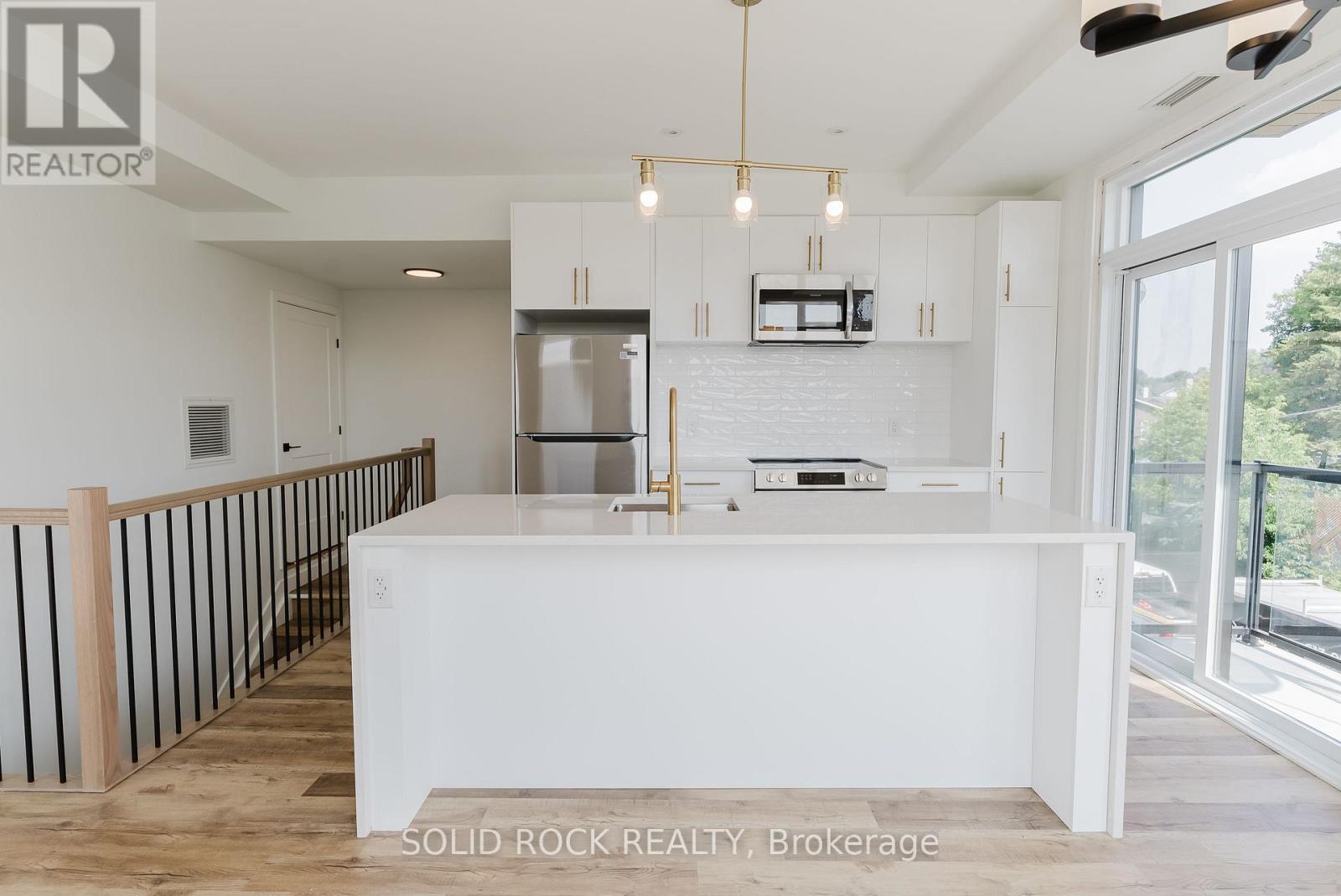 Unit 9 The Butterfly - 845 Champlain Street, Ottawa, Ontario  K1C 1K3 - Photo 6 - X12900932