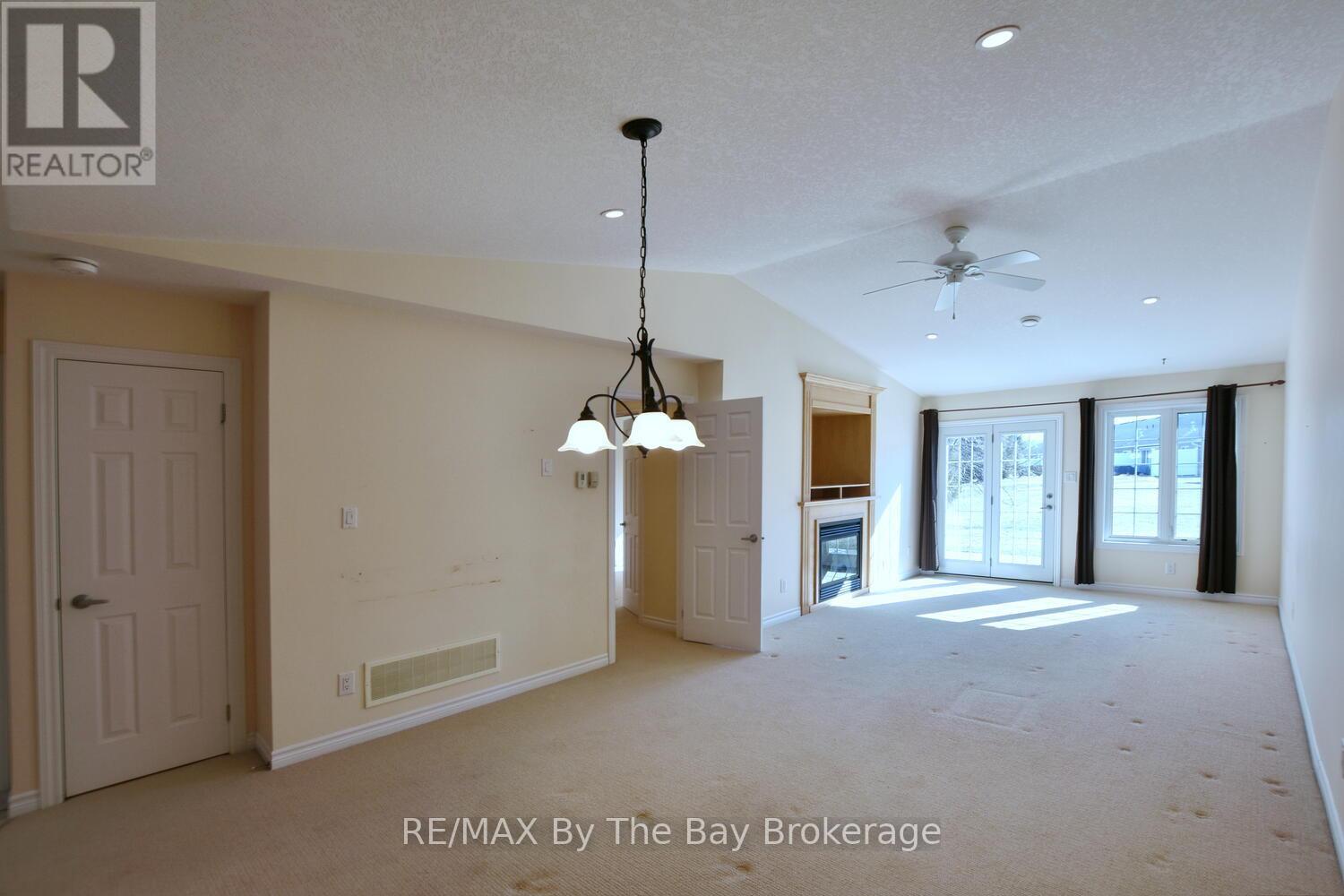 142 Meadow Lane, Wasaga Beach, Ontario  L9Z 0A4 - Photo 16 - S12986656