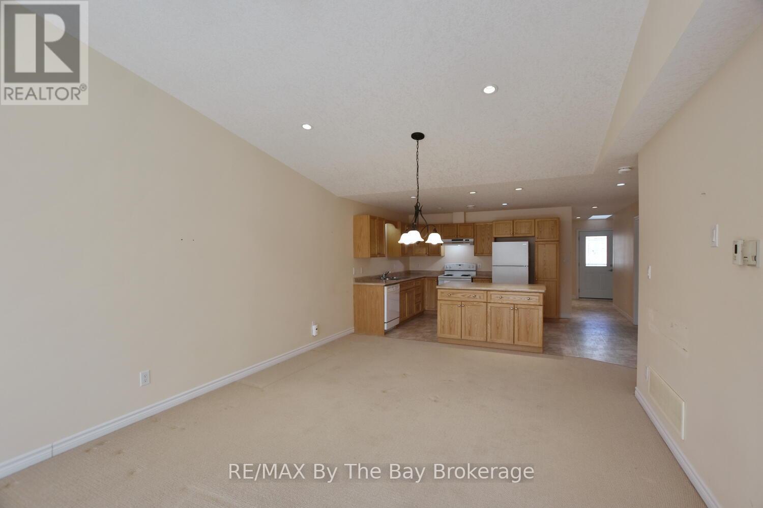 142 Meadow Lane, Wasaga Beach, Ontario  L9Z 0A4 - Photo 20 - S12986656