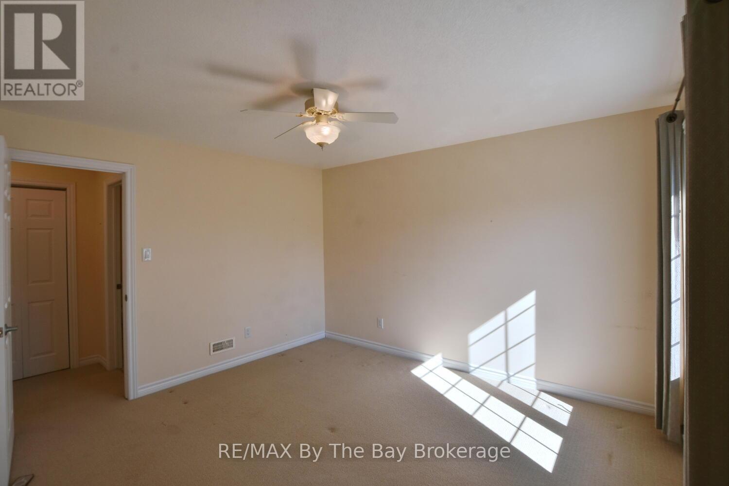 142 Meadow Lane, Wasaga Beach, Ontario  L9Z 0A4 - Photo 30 - S12986656