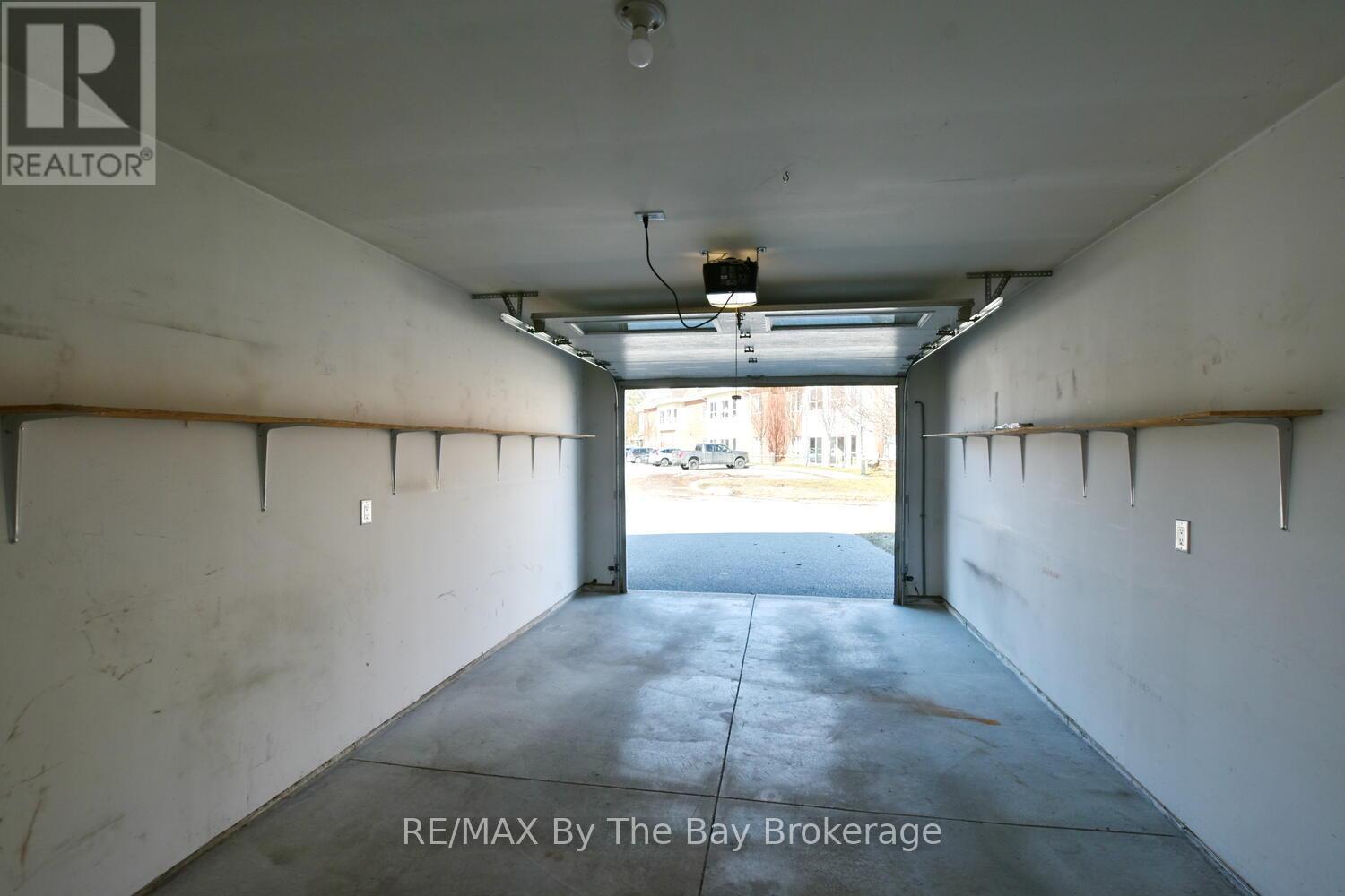 142 Meadow Lane, Wasaga Beach, Ontario  L9Z 0A4 - Photo 39 - S12986656