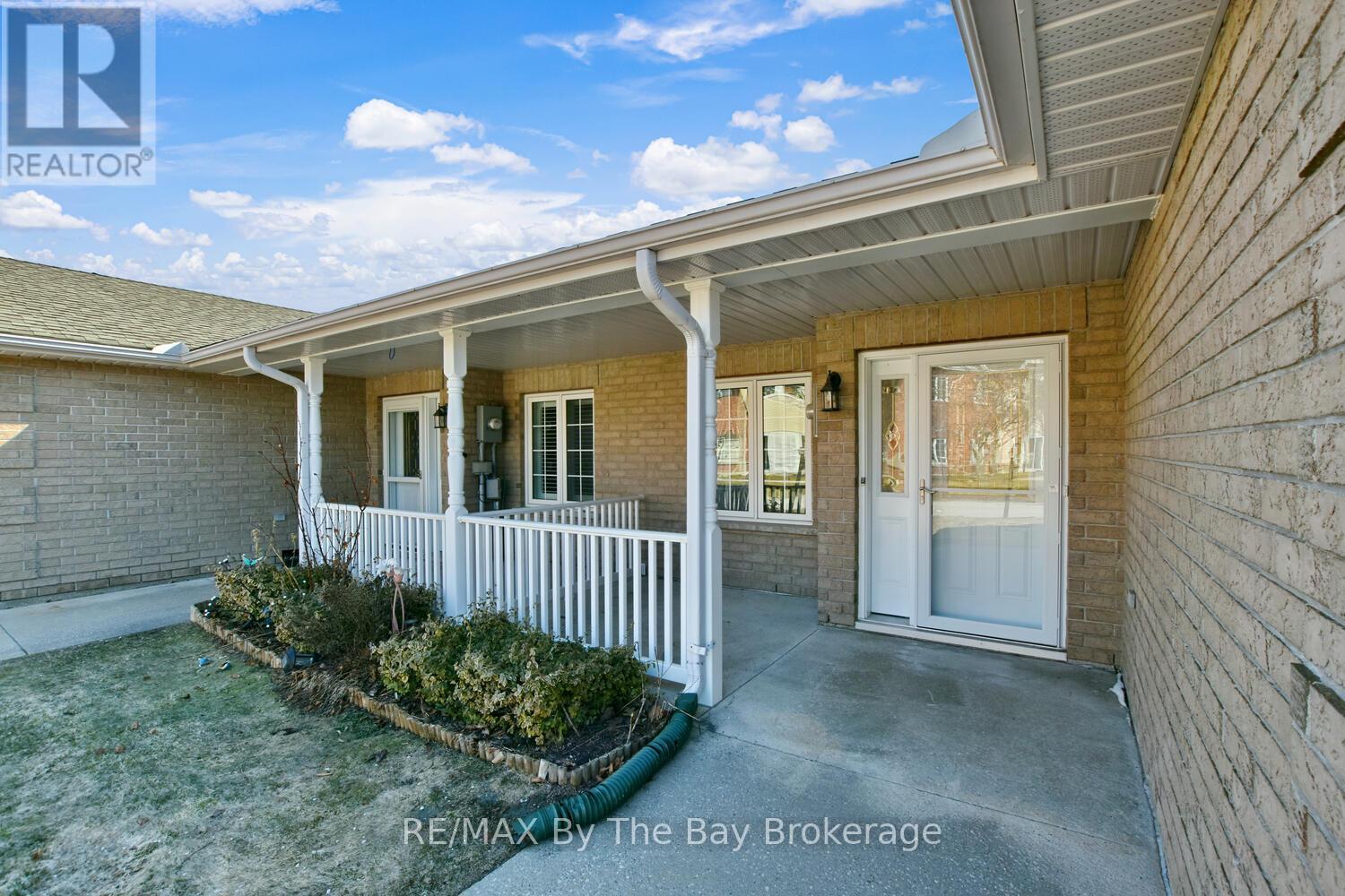 142 Meadow Lane, Wasaga Beach, Ontario  L9Z 0A4 - Photo 43 - S12986656