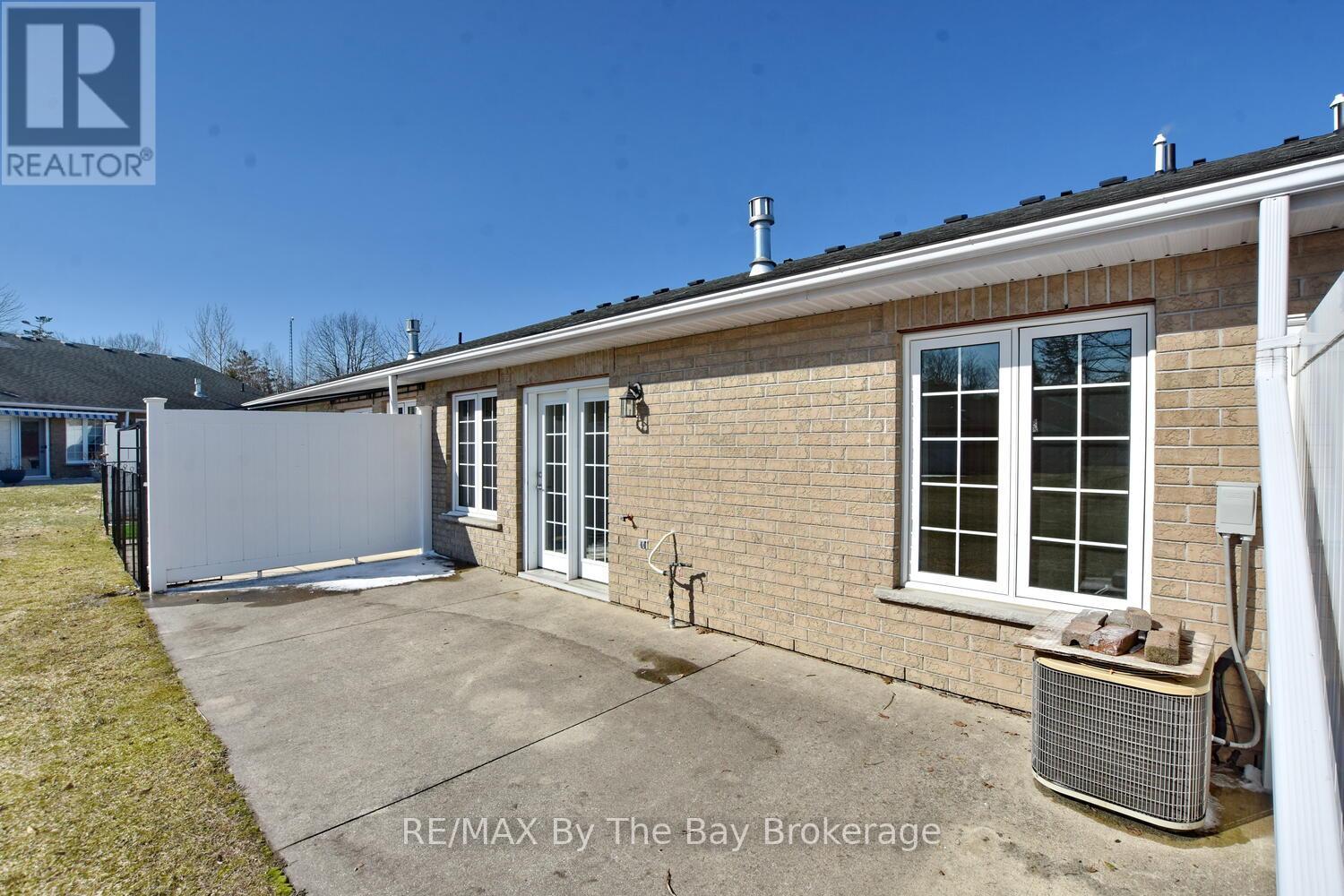 142 Meadow Lane, Wasaga Beach, Ontario  L9Z 0A4 - Photo 48 - S12986656