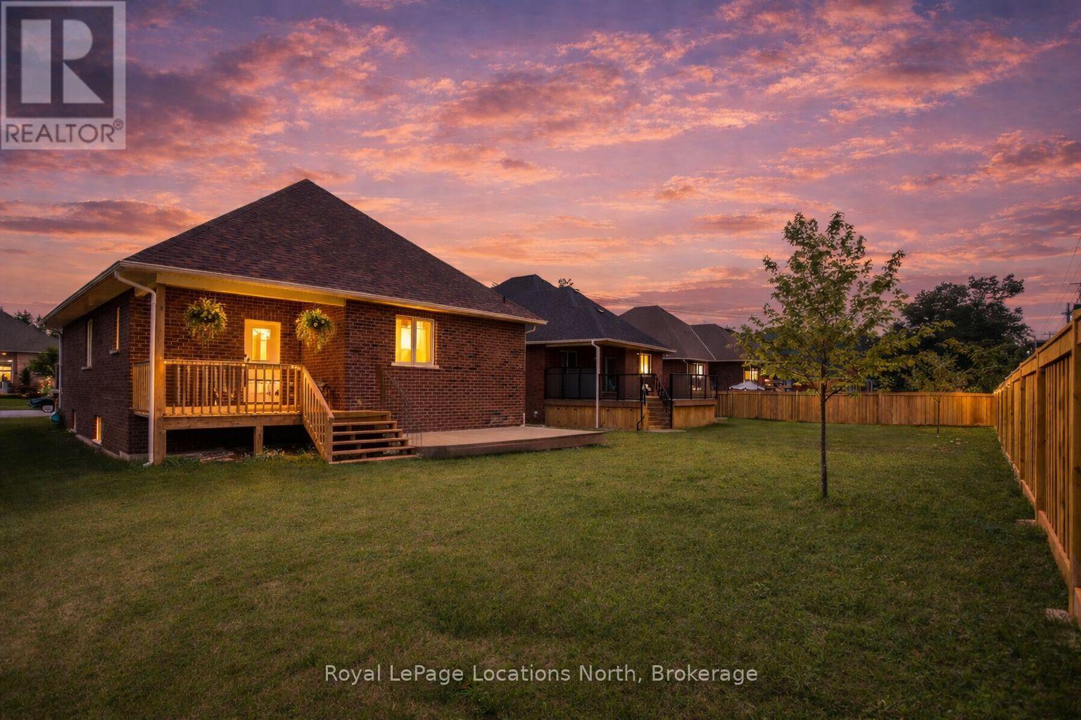 12 Natures Trail, Wasaga Beach, Ontario  L9Z 0H4 - Photo 2 - S12986664