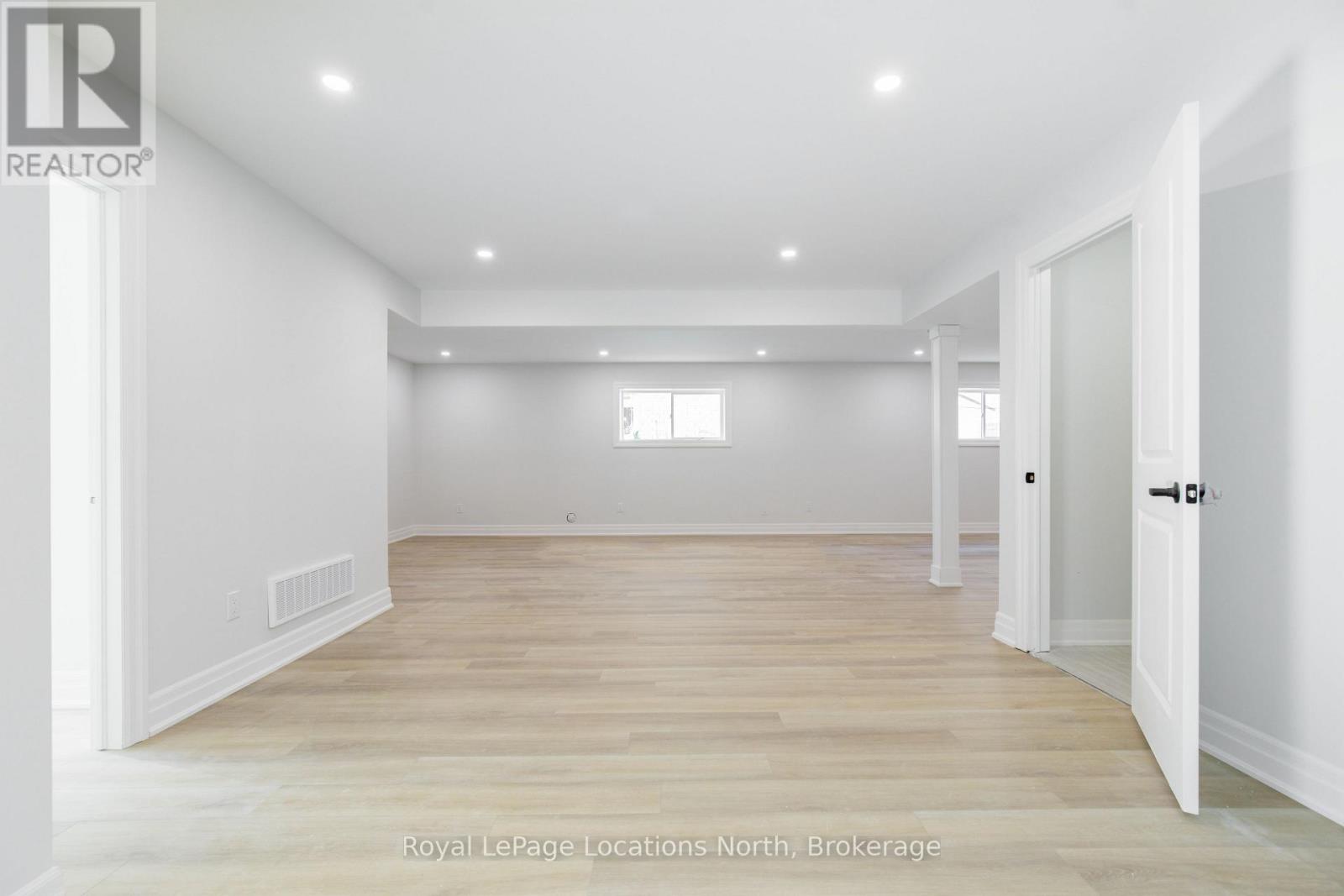 12 Natures Trail, Wasaga Beach, Ontario  L9Z 0H4 - Photo 27 - S12986664