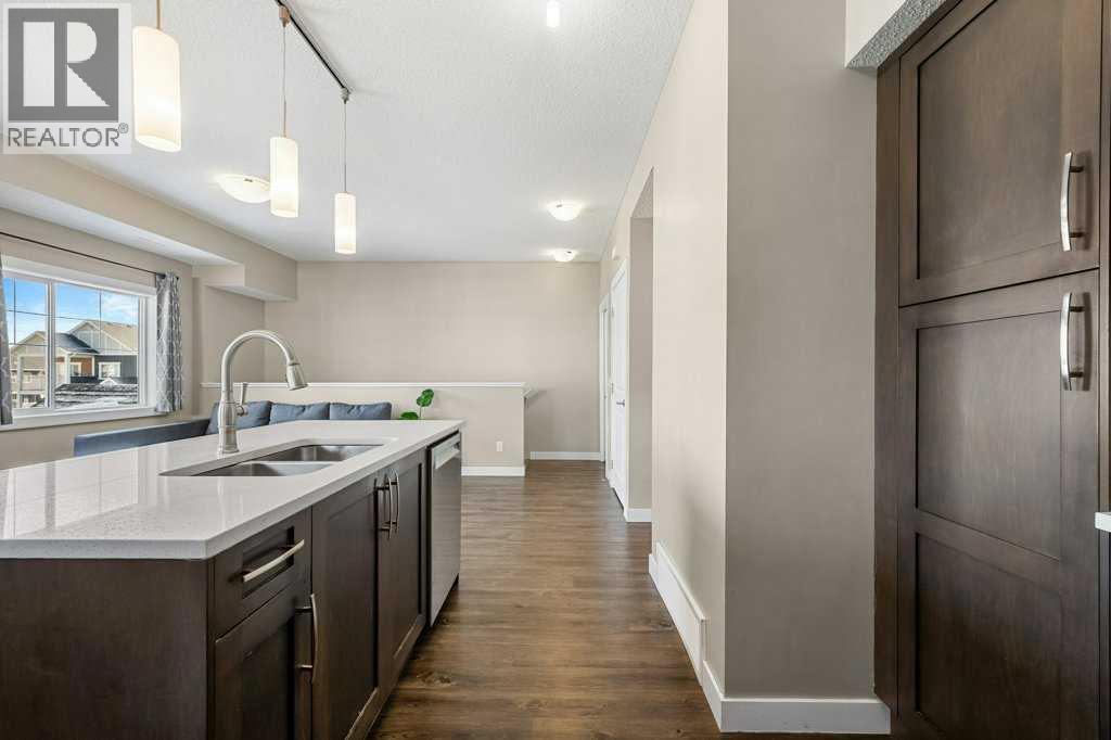 1102, 1225 Kings Heights Way SE, Airdrie, Alberta  T4A 0T7 - Photo 10 - A2299419