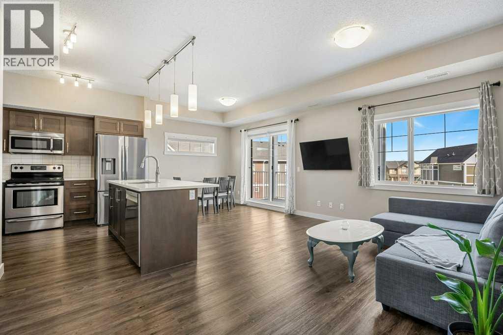 1102, 1225 Kings Heights Way SE, Airdrie, Alberta  T4A 0T7 - Photo 3 - A2299419