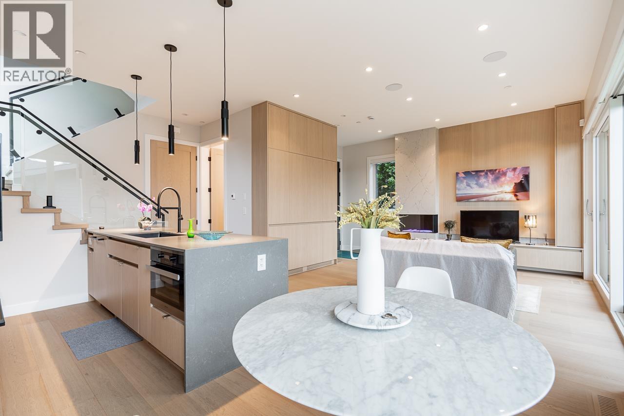 2 3674 Oxford Street, Vancouver, British Columbia  V5K 1P3 - Photo 15 - R3110094