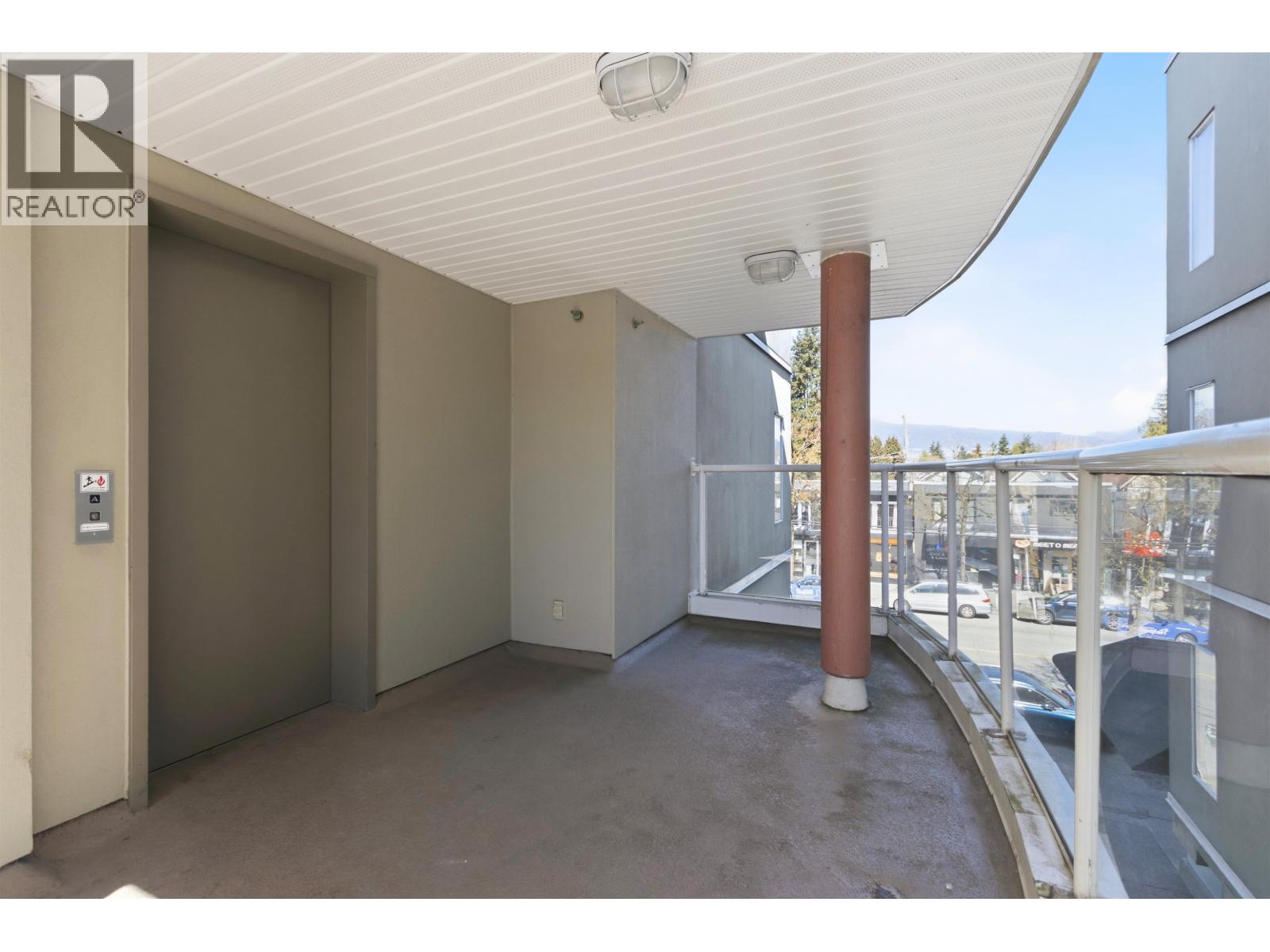 211 3250 W Broadway, Vancouver, British Columbia  V6K 2H4 - Photo 38 - R3110095