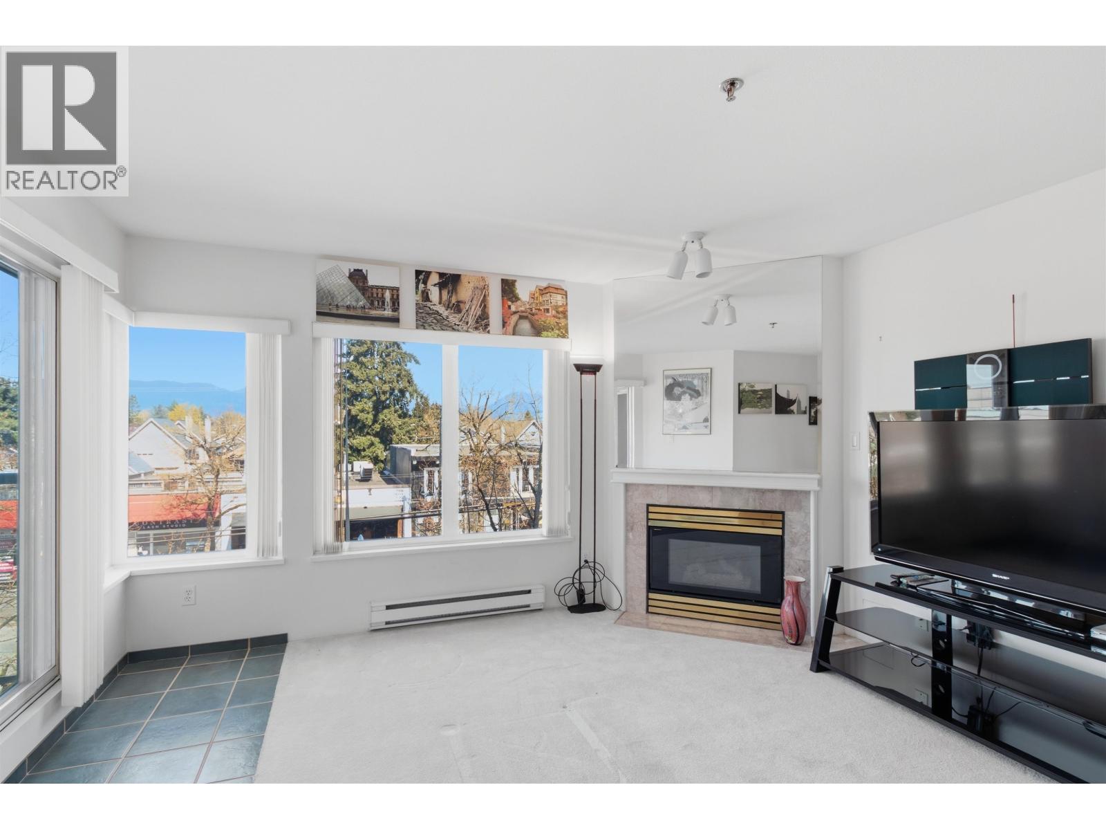 211 3250 W Broadway, Vancouver, British Columbia  V6K 2H4 - Photo 4 - R3110095