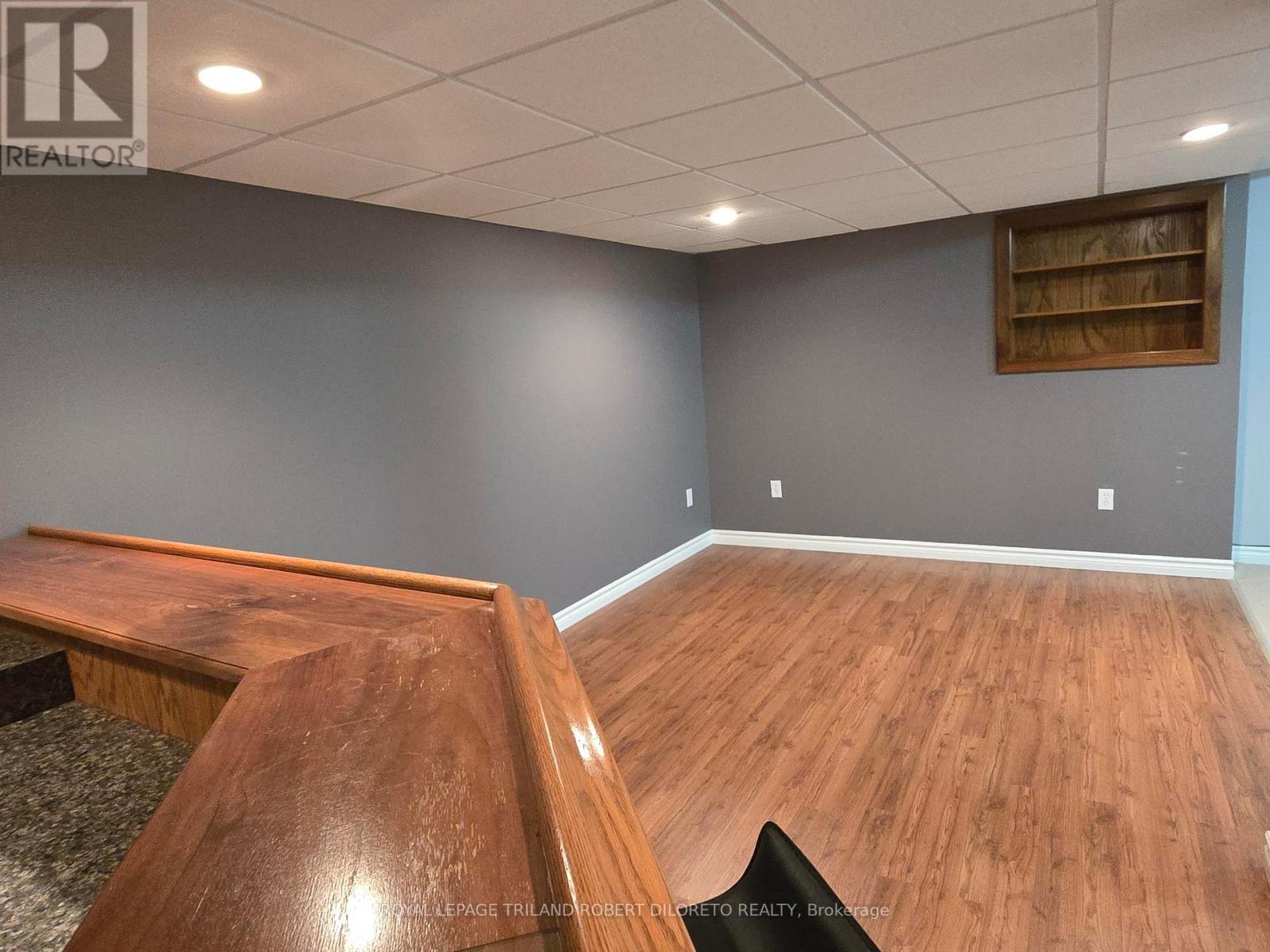 5 - 5 Foxhollow Drive, Thames Centre, Ontario  N0L 1G3 - Photo 24 - X12986638