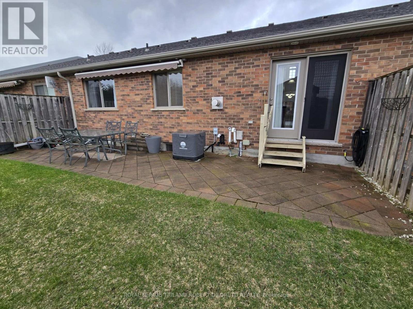 5 - 5 Foxhollow Drive, Thames Centre, Ontario  N0L 1G3 - Photo 31 - X12986638