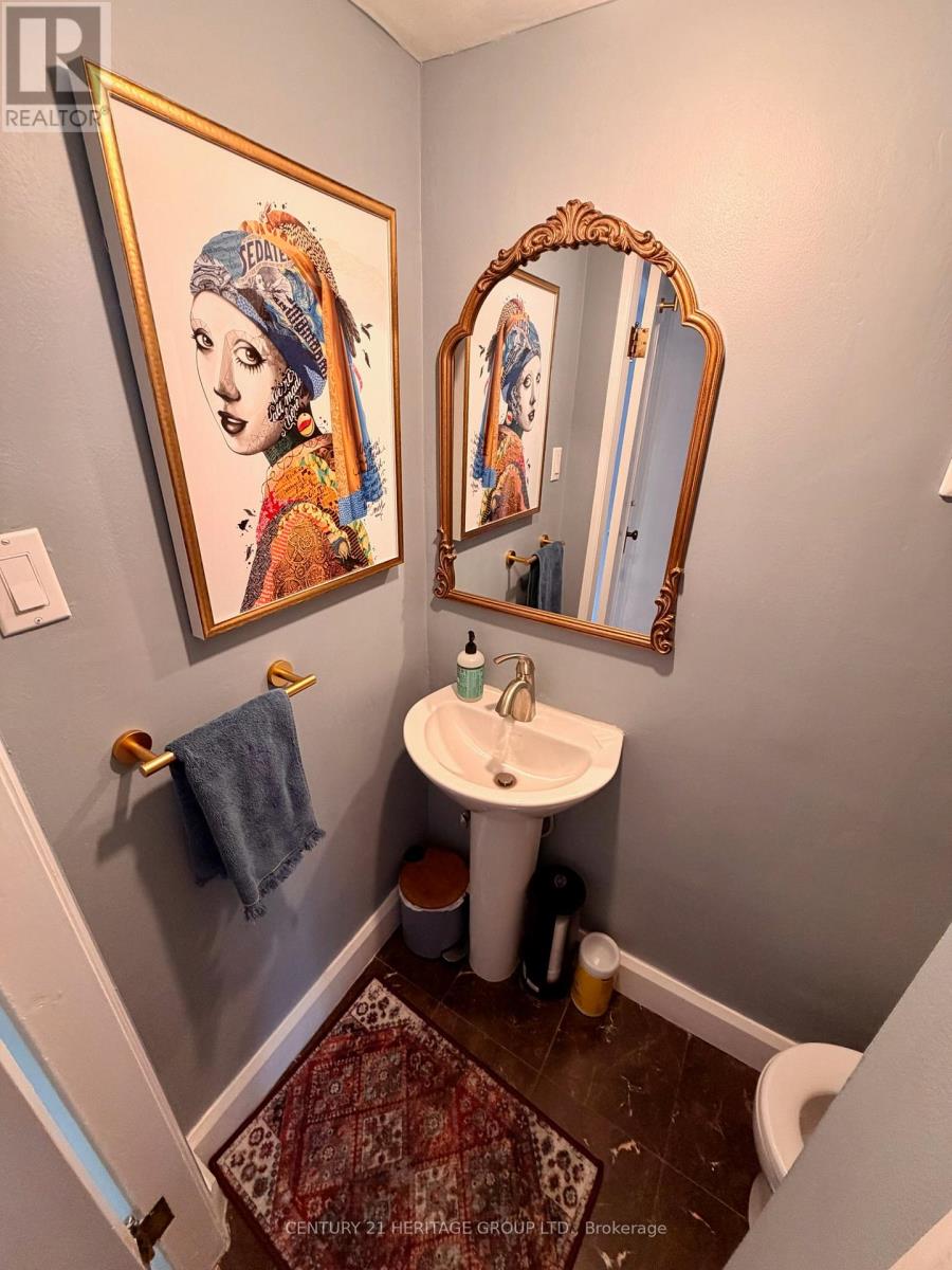 520 Briar Hill Avenue, Toronto, Ontario  M5N 1M9 - Photo 11 - C12986640