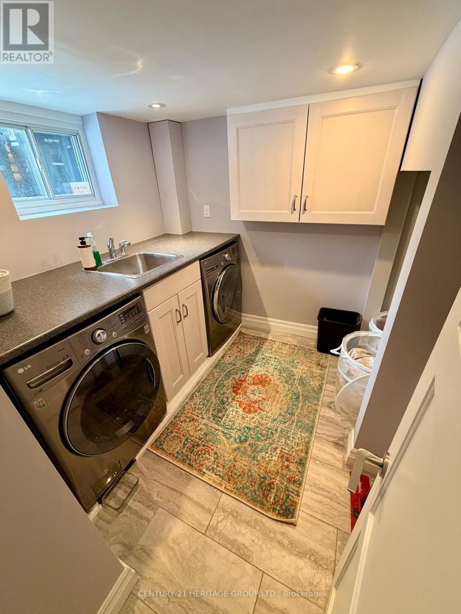 520 Briar Hill Avenue, Toronto, Ontario  M5N 1M9 - Photo 12 - C12986640