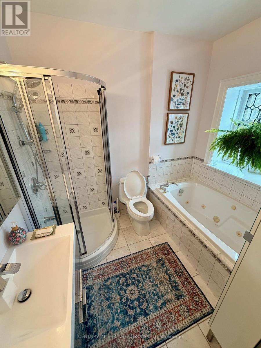 520 Briar Hill Avenue, Toronto, Ontario  M5N 1M9 - Photo 15 - C12986640