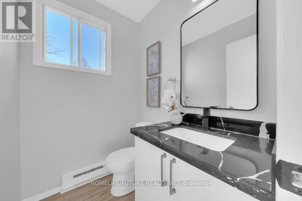 Upper - 581 Pondtail Court, Oshawa, Ontario  L1K 2C7 - Photo 17 - E12986636