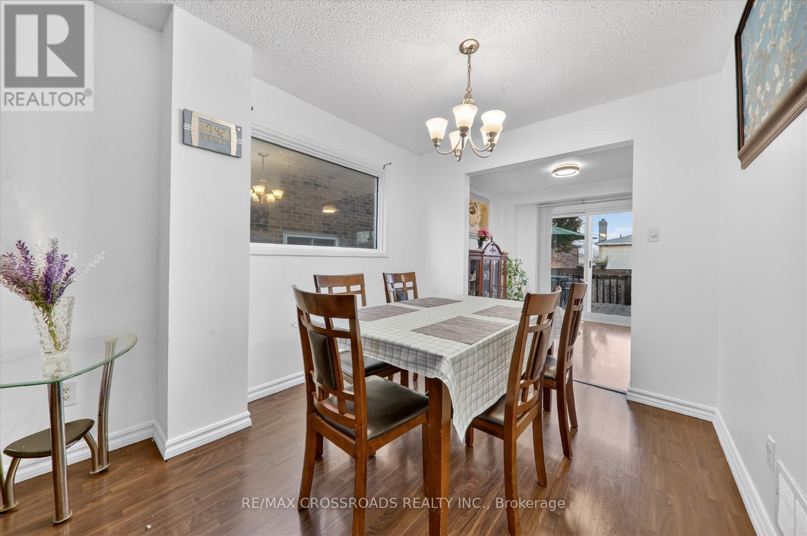 35 Harley Drive, Ajax, Ontario  L1S 5X6 - Photo 11 - E12986648