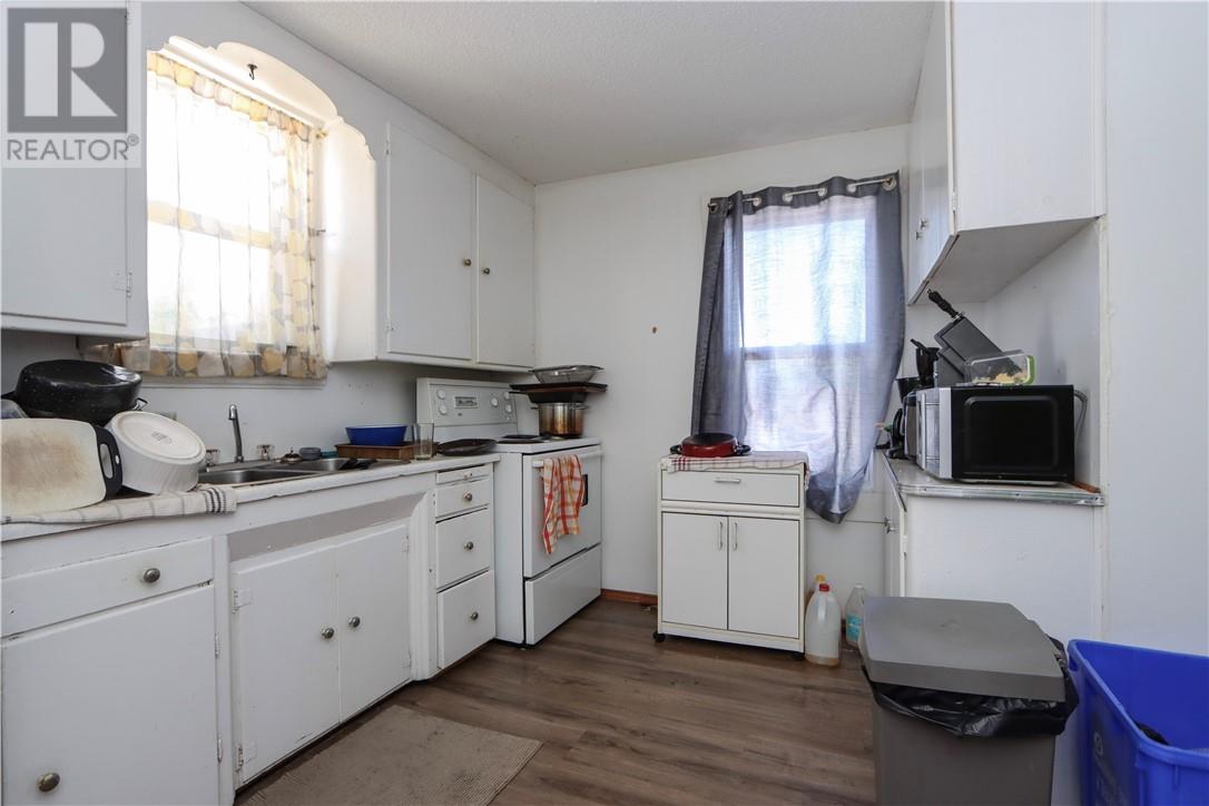 5 Pietro, Copper Cliff, Ontario  P0M 1N0 - Photo 26 - 2127070