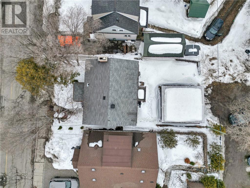 94 Douglas Street, Sudbury, Ontario  P3E 1E8 - Photo 3 - 2127094