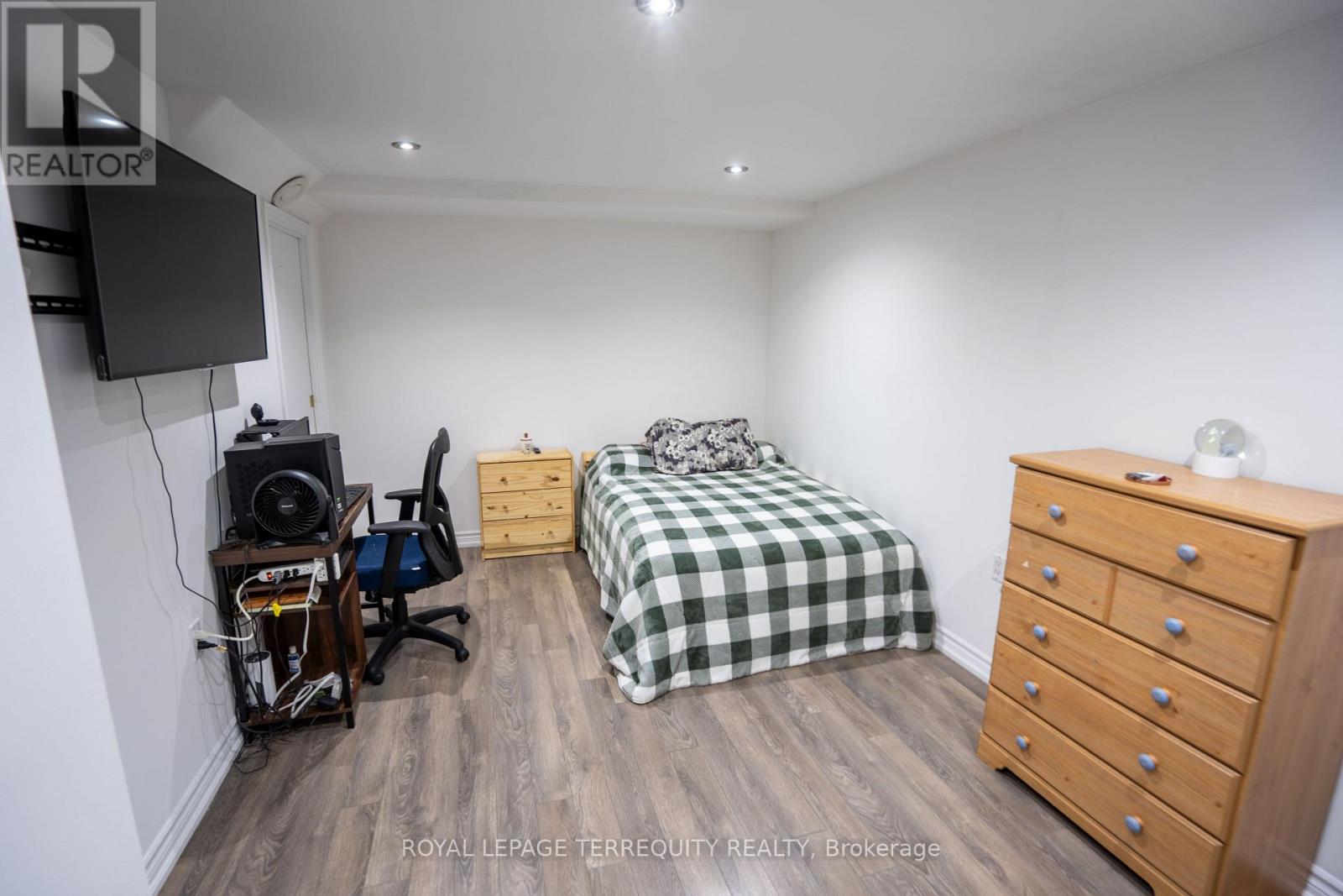 65 Dorset Drive, Brampton, Ontario  L6T 2Y6 - Photo 30 - W12986630