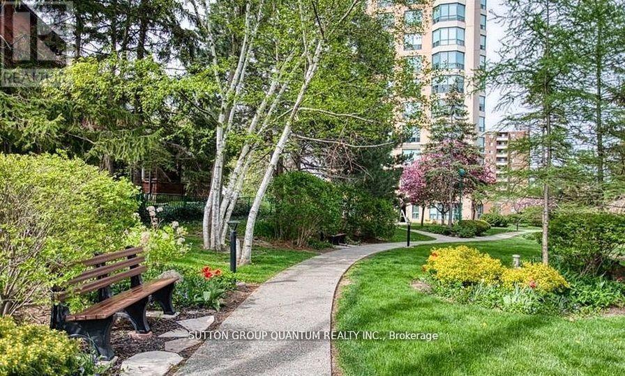 102 - 100 Millside Drive, Milton, Ontario  L9T 5E3 - Photo 10 - W12986634