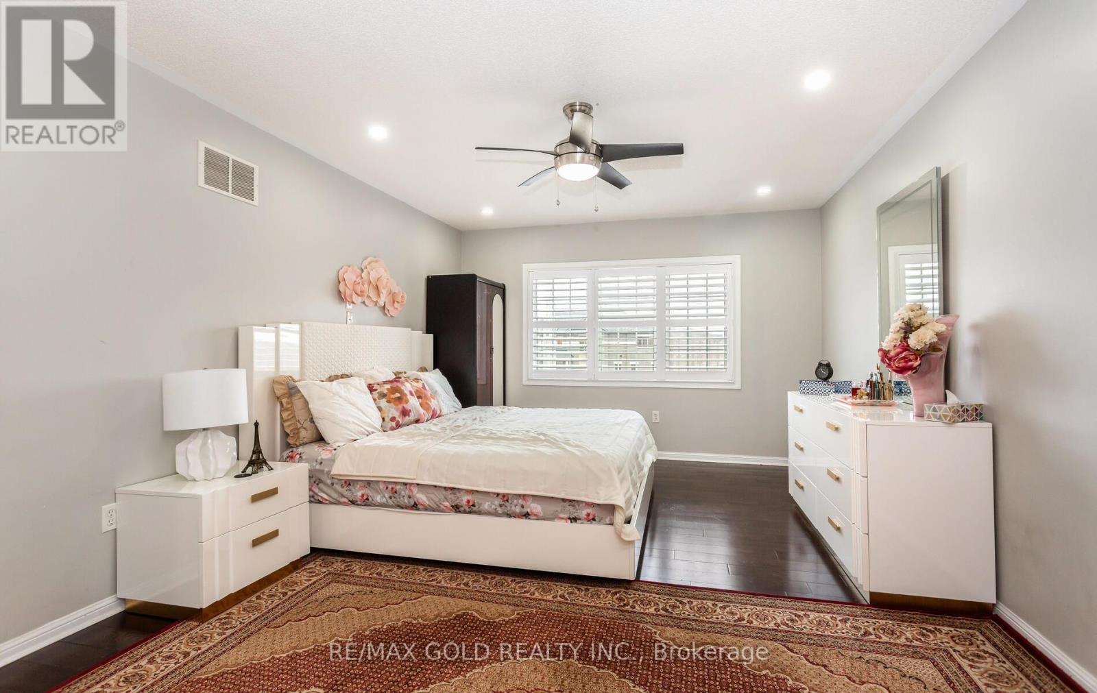 1090 Trudeau Drive, Milton, Ontario  L9T 0A3 - Photo 24 - W12986670