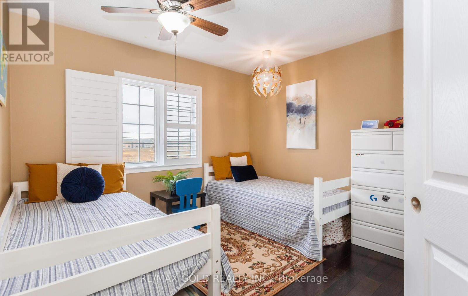 1090 Trudeau Drive, Milton, Ontario  L9T 0A3 - Photo 33 - W12986670