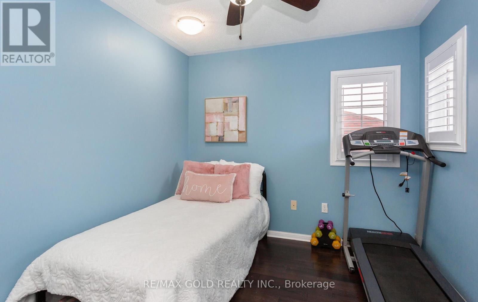 1090 Trudeau Drive, Milton, Ontario  L9T 0A3 - Photo 36 - W12986670