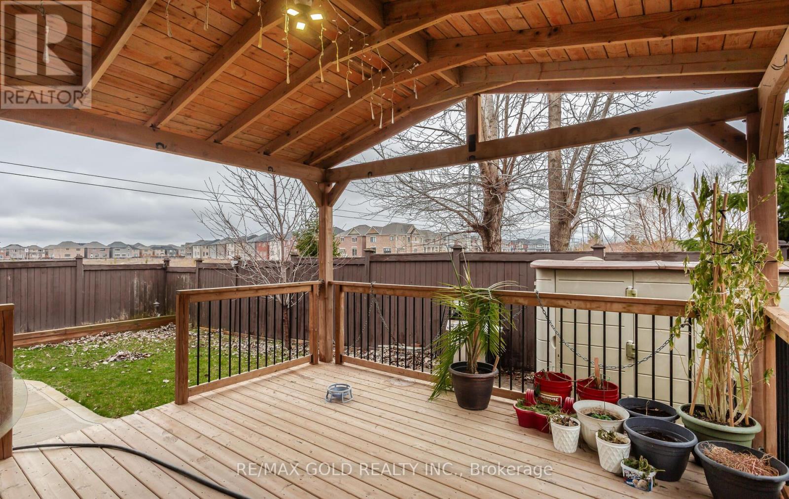 1090 Trudeau Drive, Milton, Ontario  L9T 0A3 - Photo 42 - W12986670