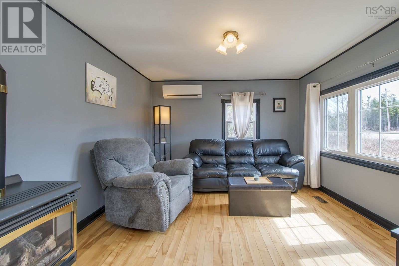 4609 Highway 211, Port Bickerton, Nova Scotia  B0J 1A0 - Photo 11 - 202607085