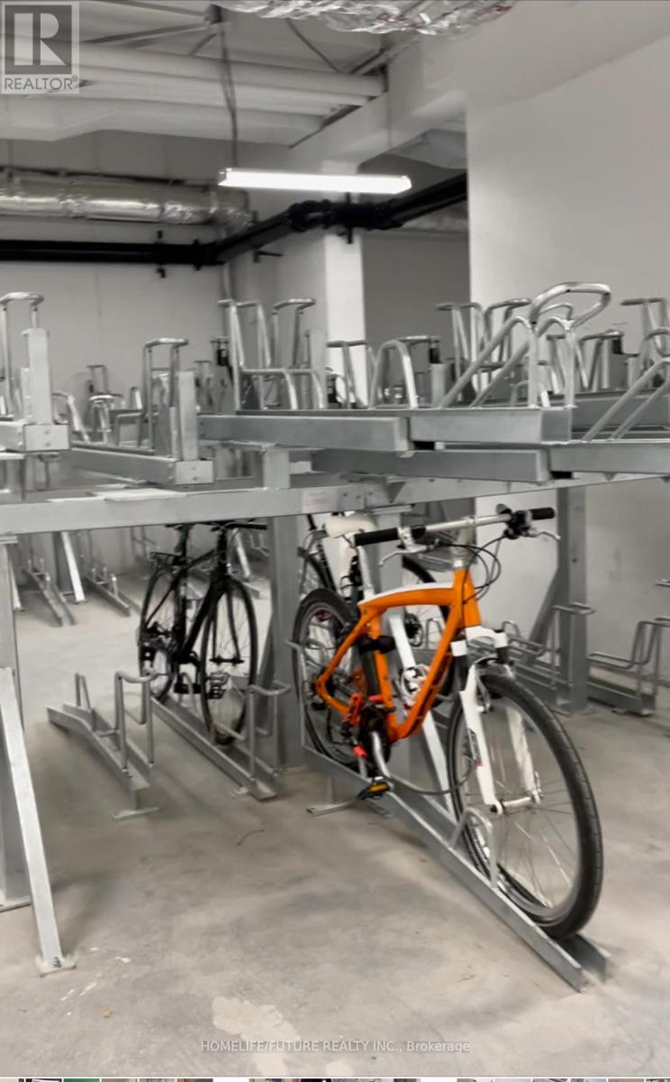 1708 - 181 Bedford Road, Toronto, Ontario  M5R 1J8 - Photo 23 - C12982074