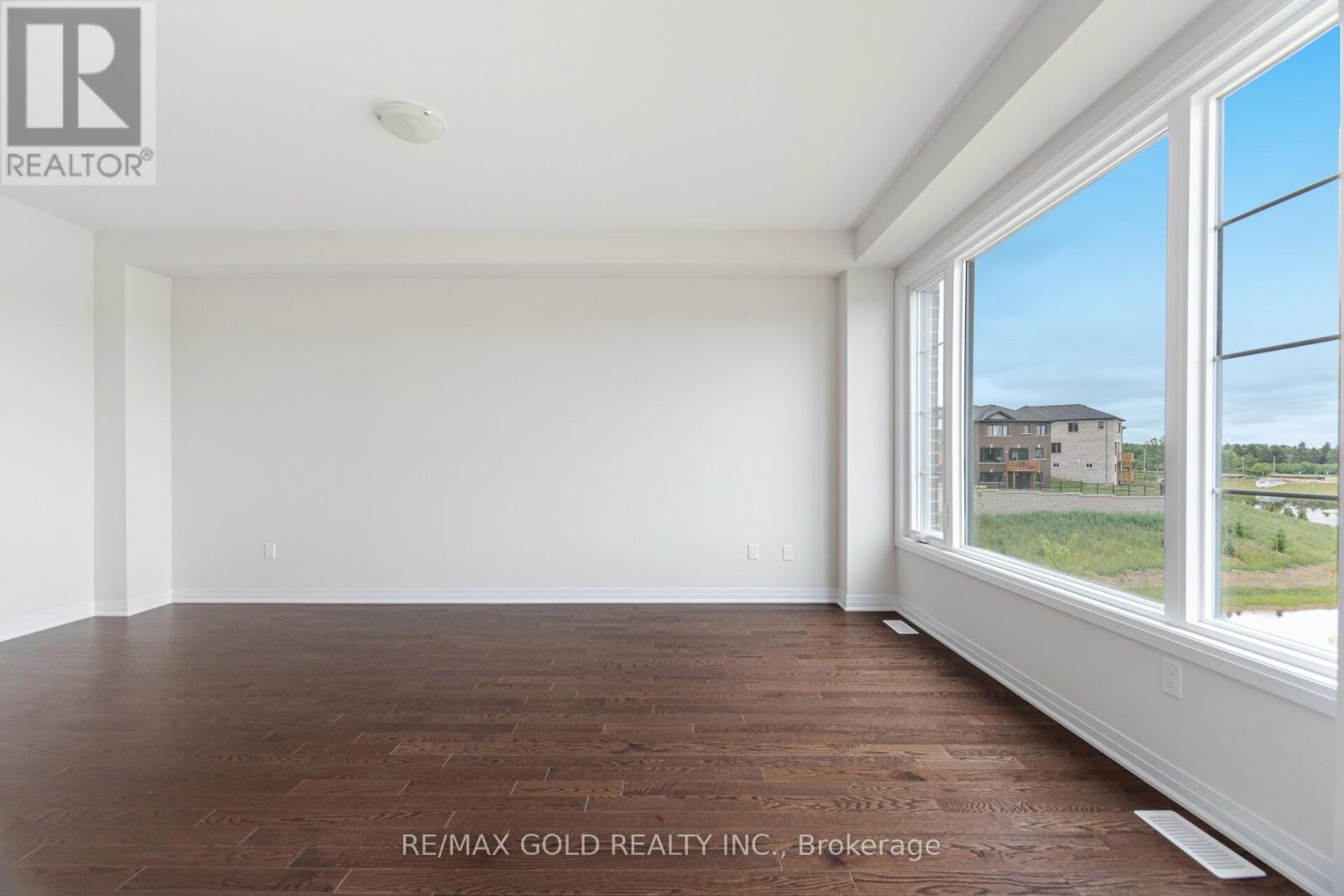 103 Player Drive, Erin, Ontario  N0B 1T0 - Photo 10 - X12986620