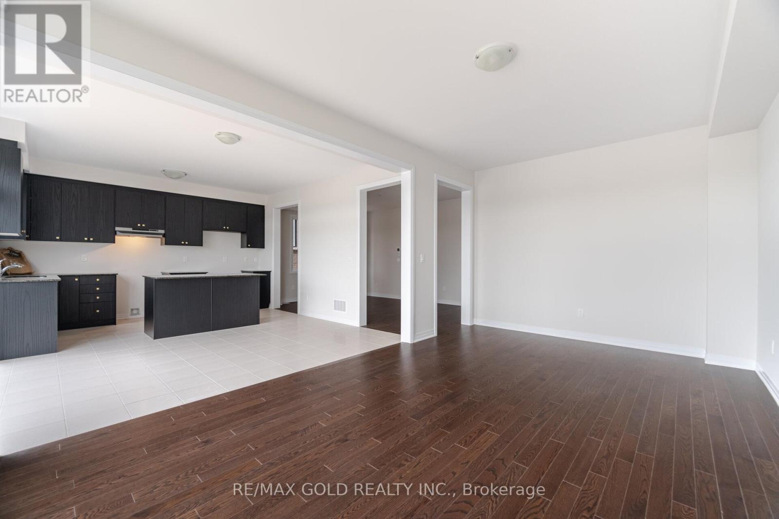 103 Player Drive, Erin, Ontario  N0B 1T0 - Photo 11 - X12986620