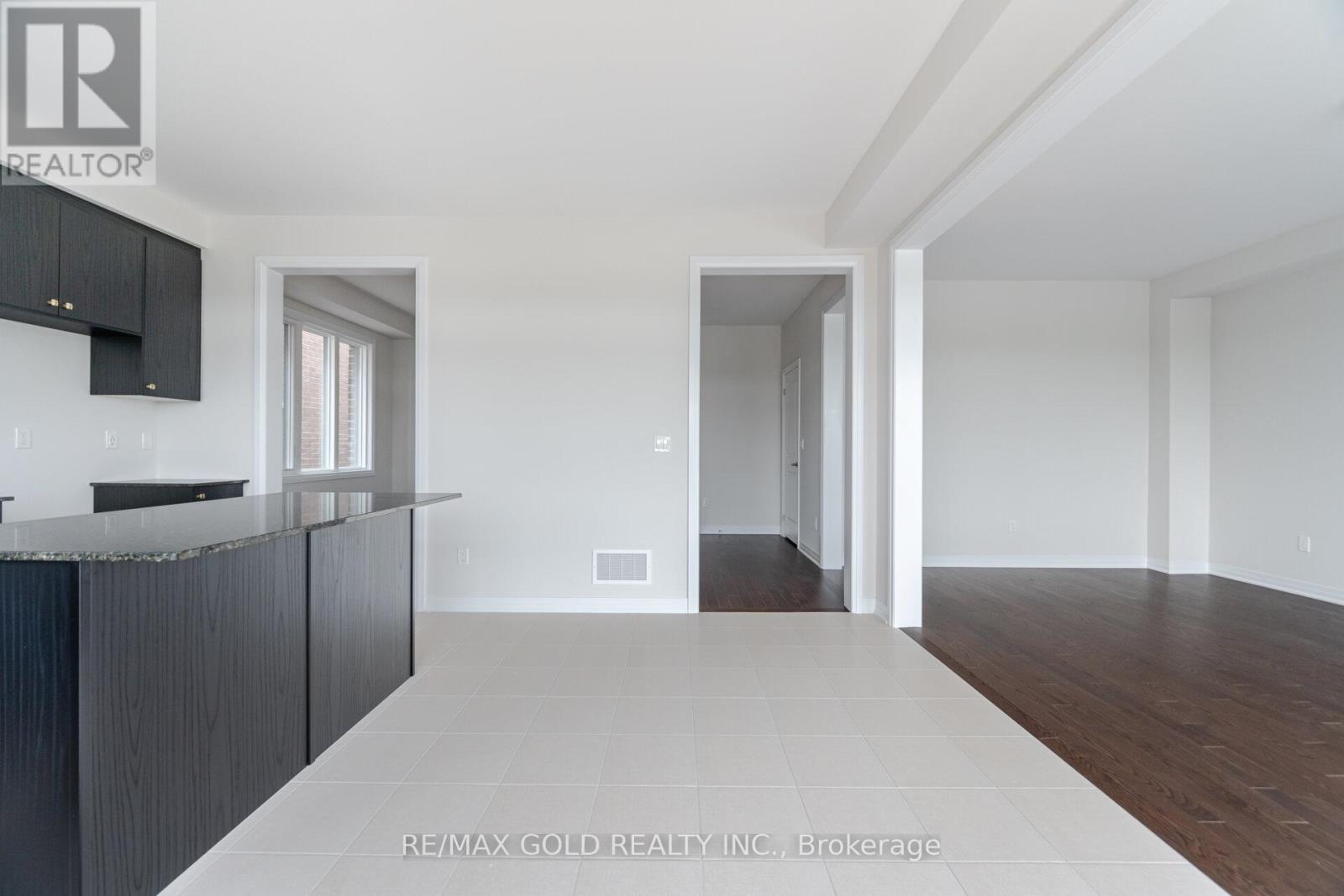 103 Player Drive, Erin, Ontario  N0B 1T0 - Photo 14 - X12986620