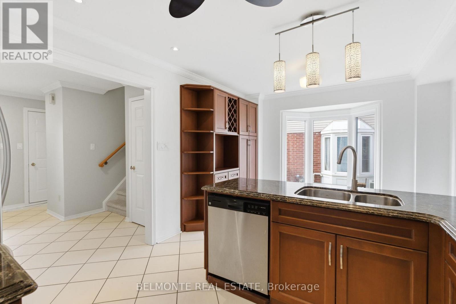 888 Lavis Court, Oshawa, Ontario  L1K 1W1 - Photo 12 - E12983982