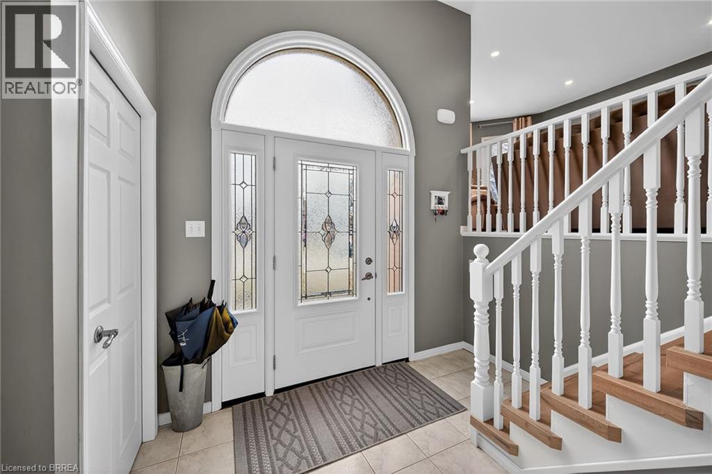 30 Mcintosh Court, Brantford, Ontario  N3R 5W9 - Photo 11 - 40814737