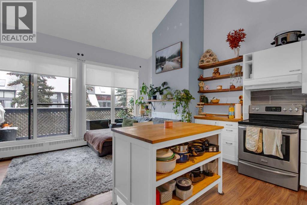 310, 414 Squirrel Street, Banff, Alberta  T1L 1B1 - Photo 3 - A2296270