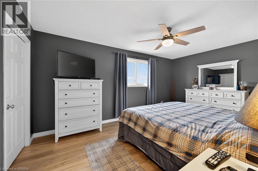 30 Mcintosh Court, Brantford, Ontario  N3R 5W9 - Photo 22 - 40814737