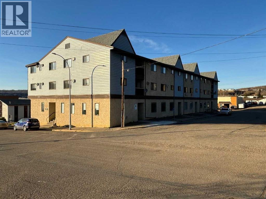 101-215, 10118 100 Avenue, Peace River, Alberta