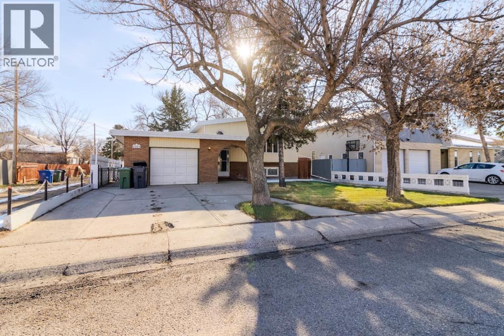 2309 21st Street, Coaldale, Alberta  T1M 1G7 - Photo 4 - A2299837